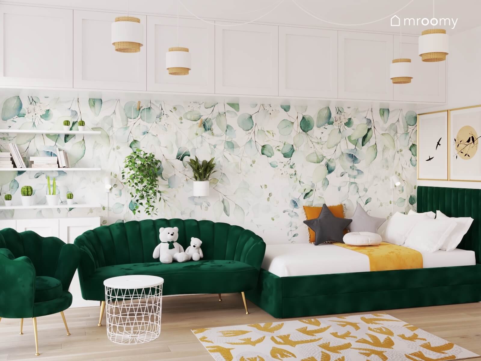 Strefa dzienna z sofą, fotelem i stolikiem