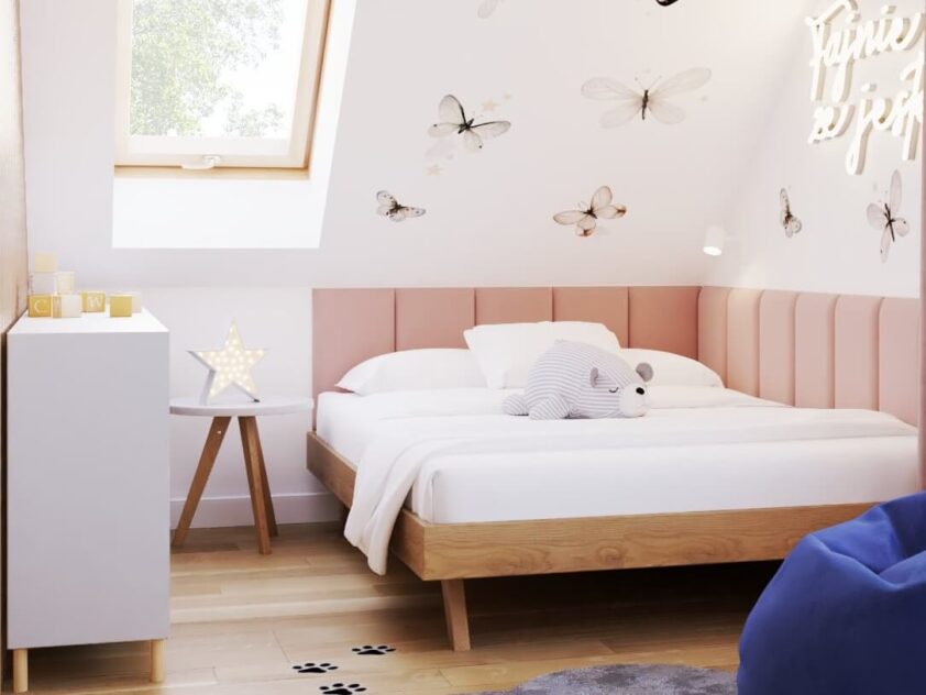 panele tapicerowane wokół łóżka w pokoju dziecka